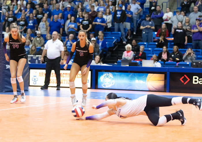 Fayetteville-Conway Volleyball Final__00100